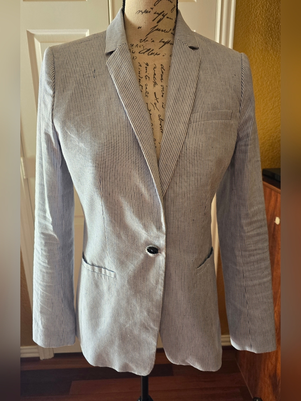Banana Republic Light Blue Pinstripe Single-Breasted Blazer Size 6
